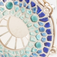 Histologie végétale, un bijou de Clémentine Correzzola, Bijoutière émailleuse – Enamelling jewelry